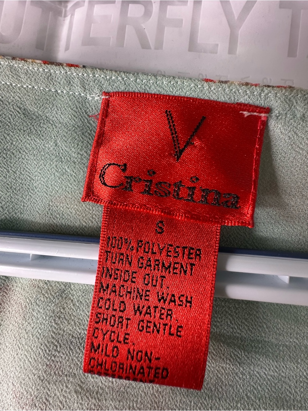 Christina Red Satin Label on Pale Green Fabric - Picture 3 of 9
